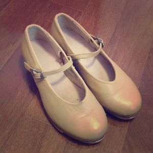Bloch girls heeled tap shoes
